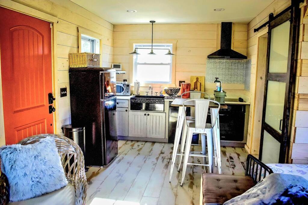 Secluded Tiny House By The Marsh With Hunting Island Beach Pass Frogmore エクステリア 写真