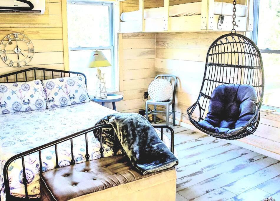 Secluded Tiny House By The Marsh With Hunting Island Beach Pass Frogmore エクステリア 写真